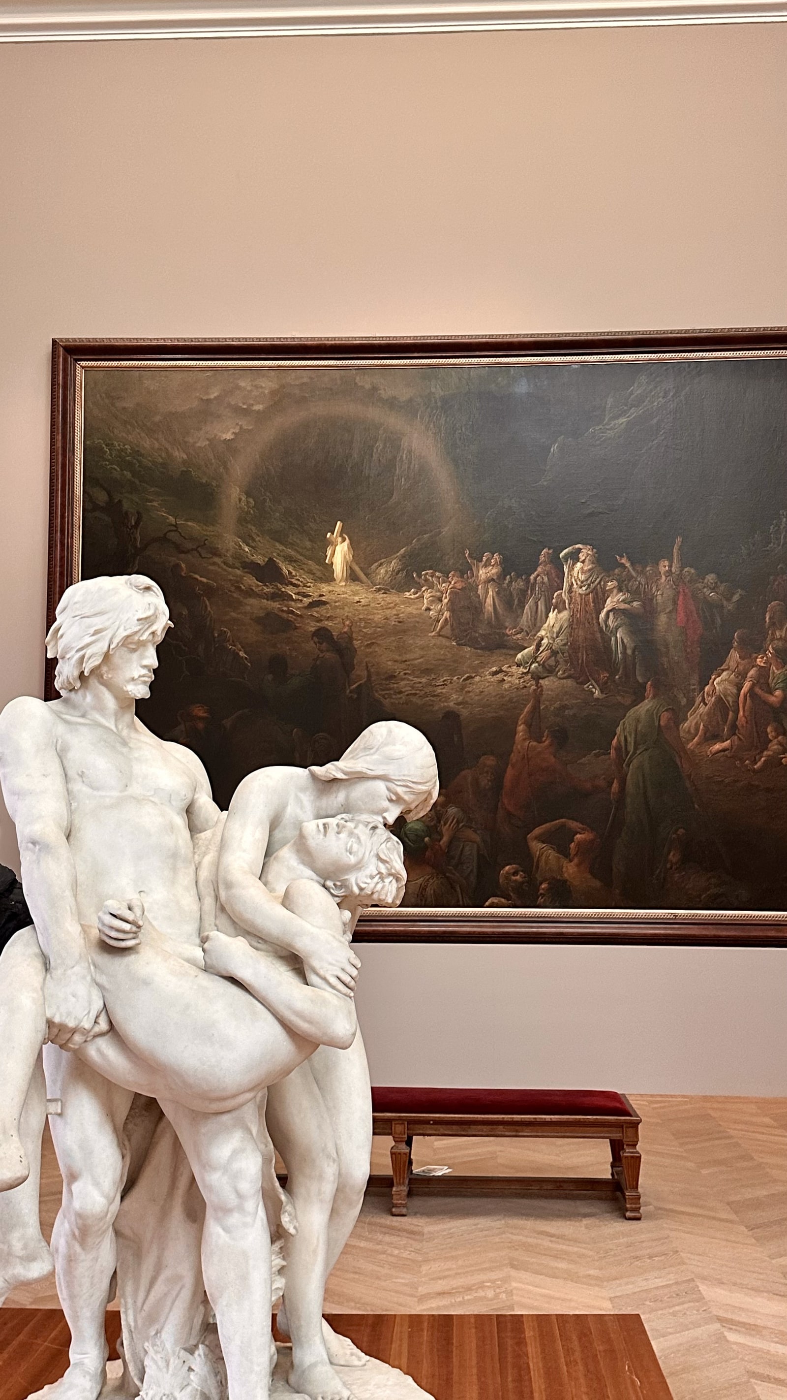 Scultura in marmo in un museo